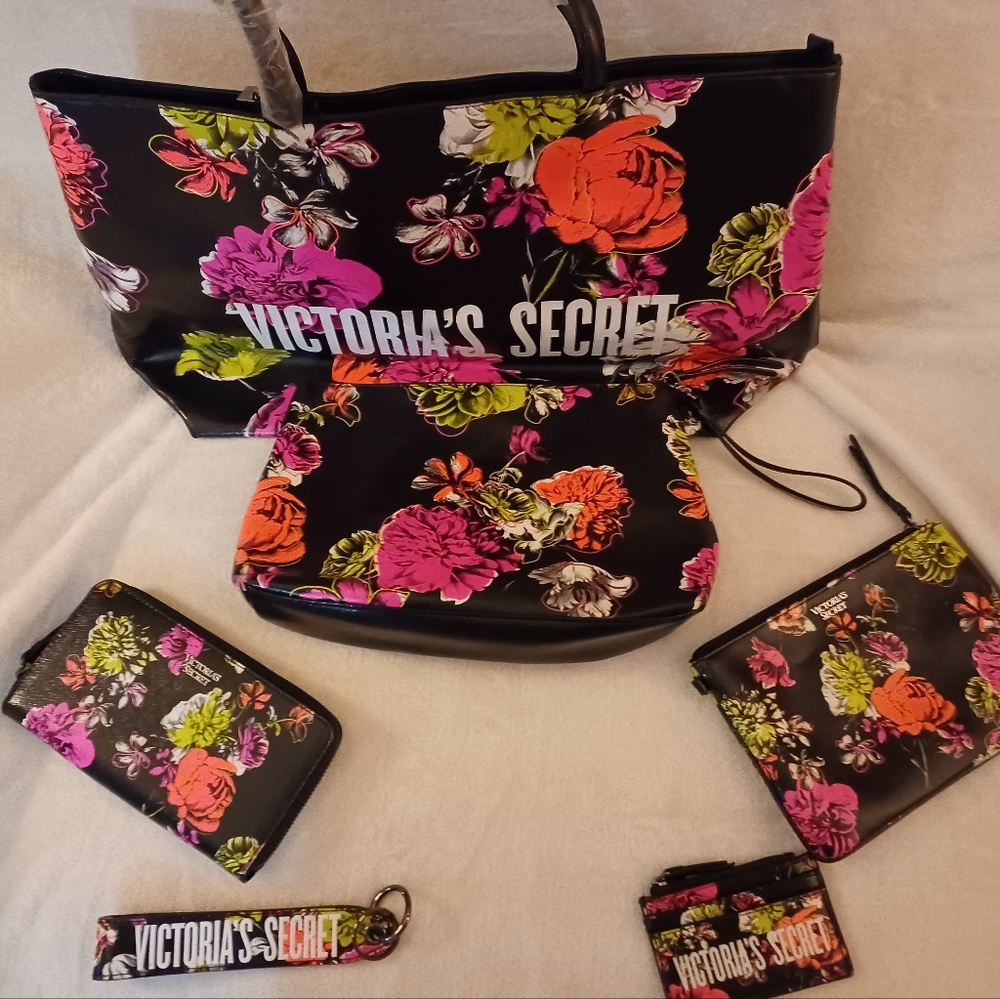 Bombshell WILDFLOWER RARE!! HTF!! Victorias Secret Lot